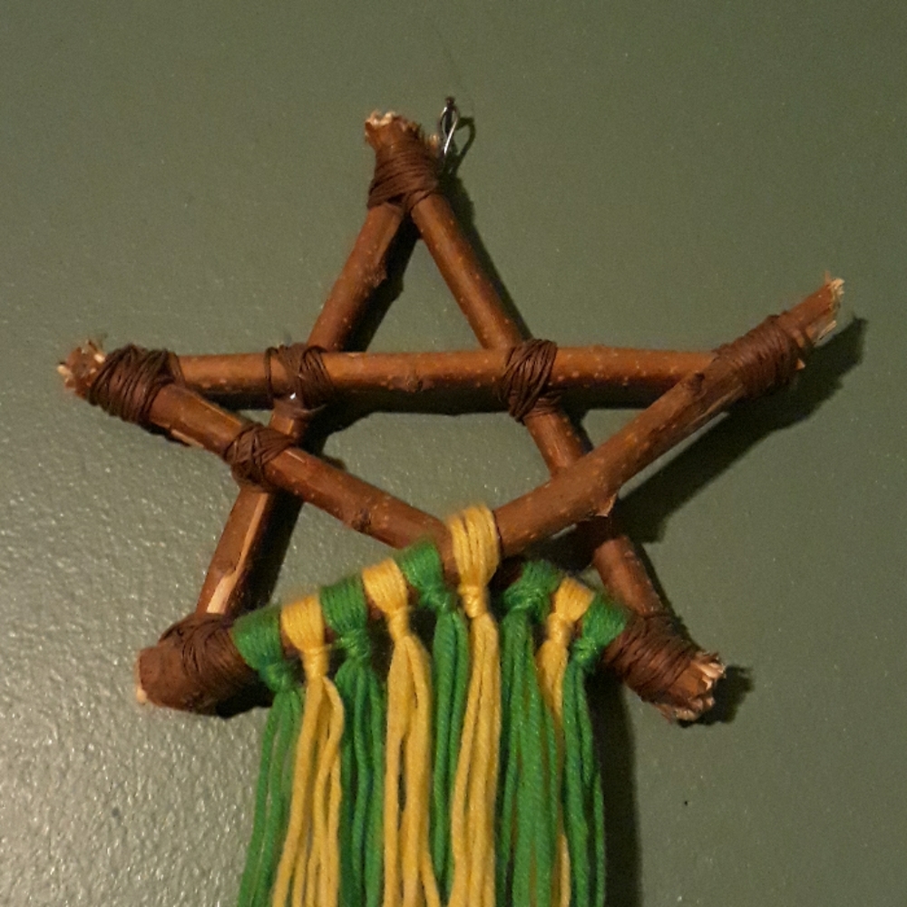 Star wall hanging - Picture 2 of 3